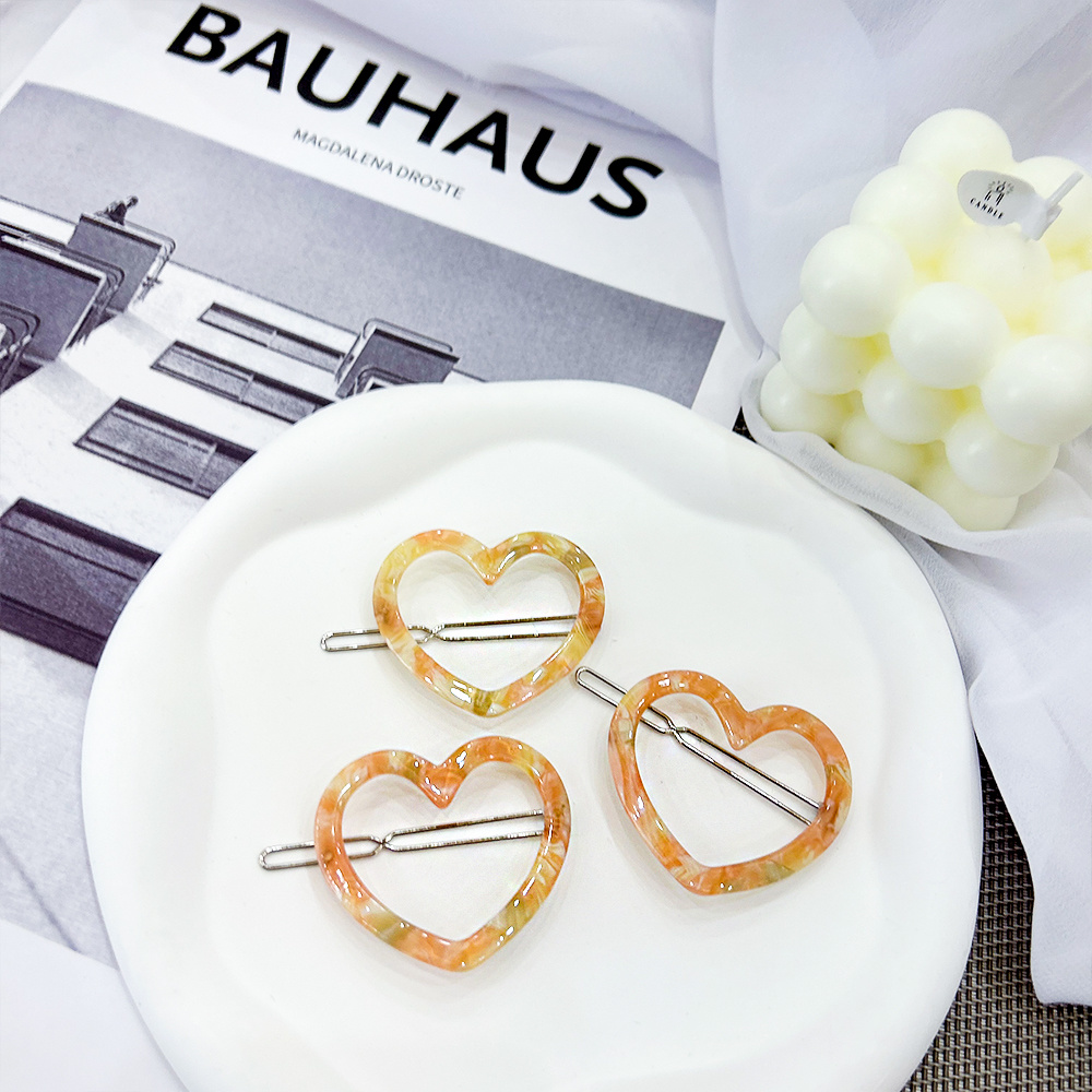 Mini hair clip