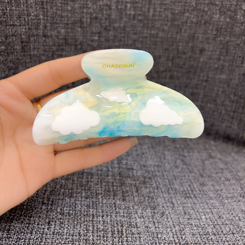 Cloud hair clip
