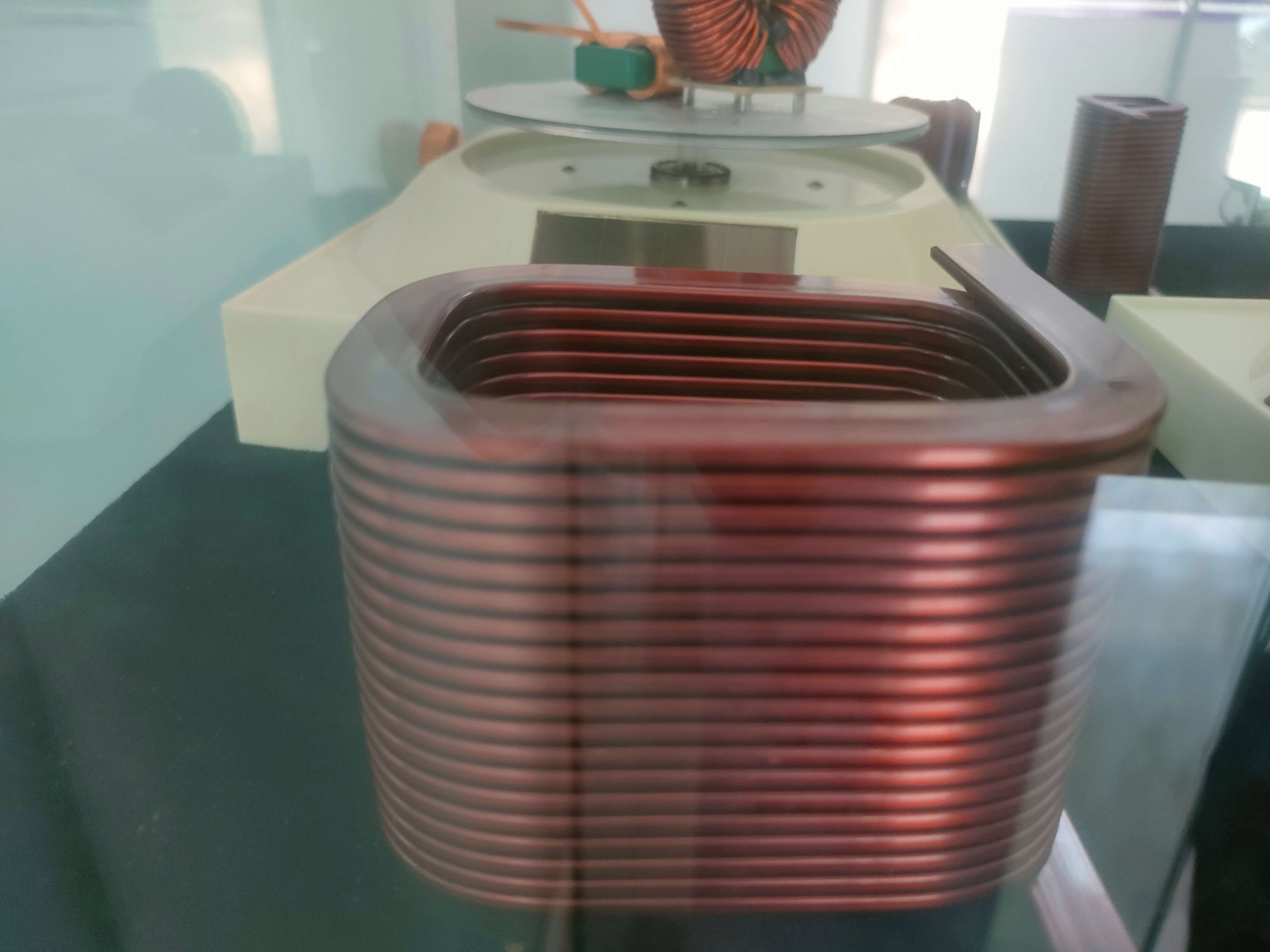 磁芯脉冲变压器结构设计