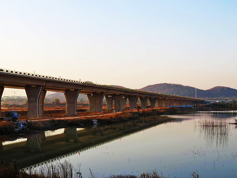 武汉全力三路延长线跨通顺河道路、桥梁工程 