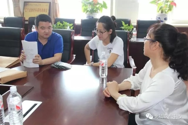 团市委领导来职教中心走访督导