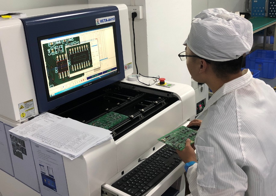 SMT電子加工廠的AOI自動光學檢測設備