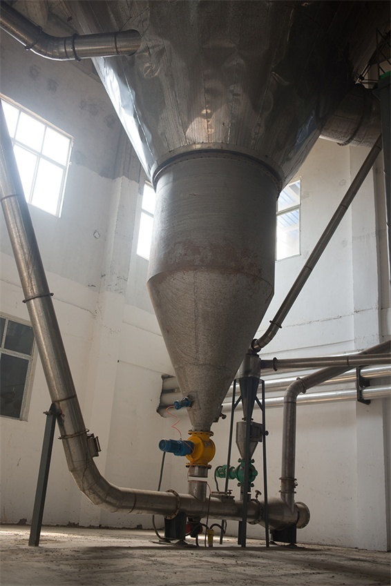 2013年新建1.5万吨聚合氯化铝喷雾干燥装置投产