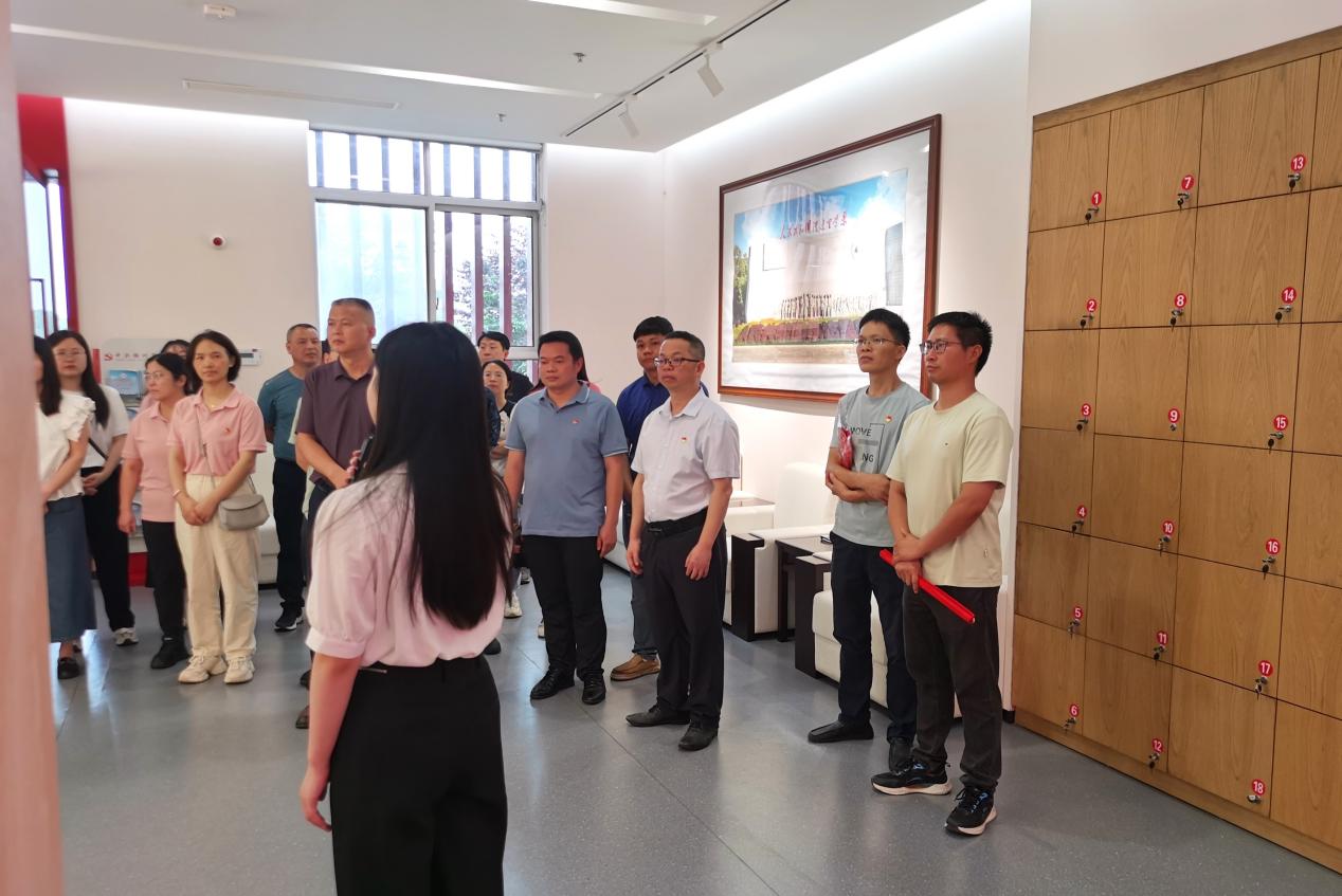反腐倡廉 | 踐行中央八項規定精神，擦亮忠誠干凈擔當底色