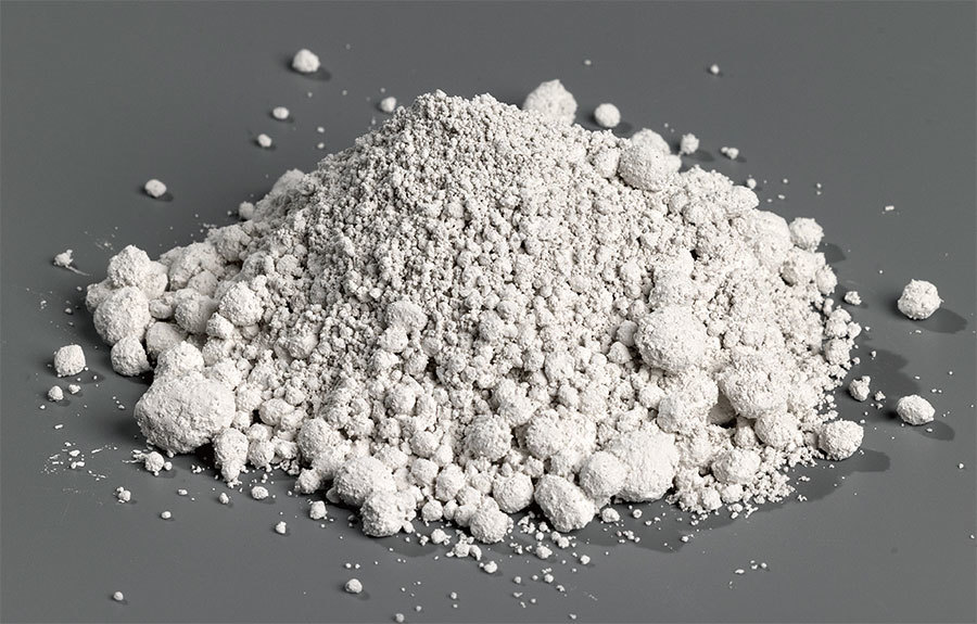 氮化铝粉体