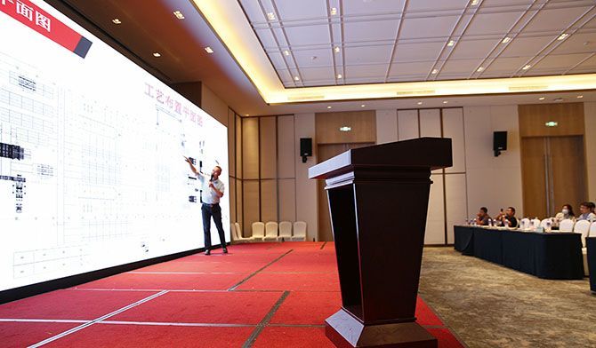  2021年中國磚業(yè)行業(yè)大會、2021年中國（南昌）磚瓦高質(zhì)量發(fā)展高層論壇、2021年中國磚瓦智能制造技術(shù)論壇在江西南昌隆重召開