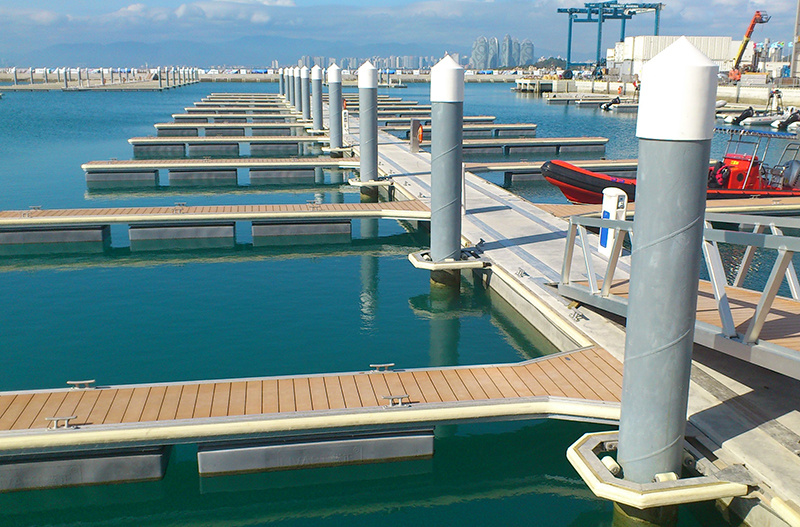 What is an aluminum alloy floating bridge?