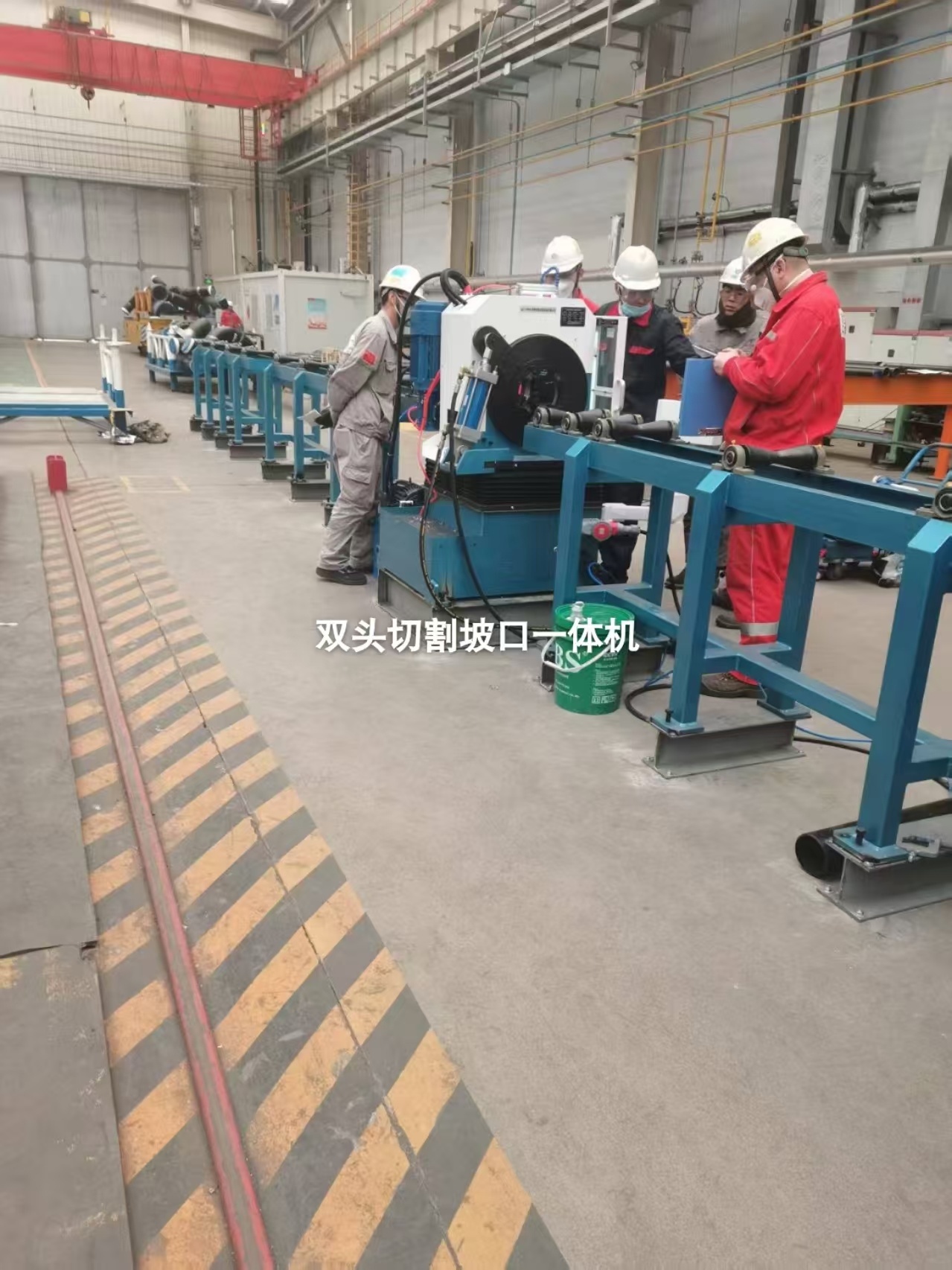 CDMS系列雙夾緊切割坡口機(jī) CDMS系列雙夾緊切割坡口機(jī)