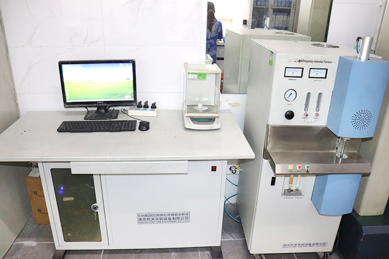 High frequency infrared carbon and sulfur analyzer