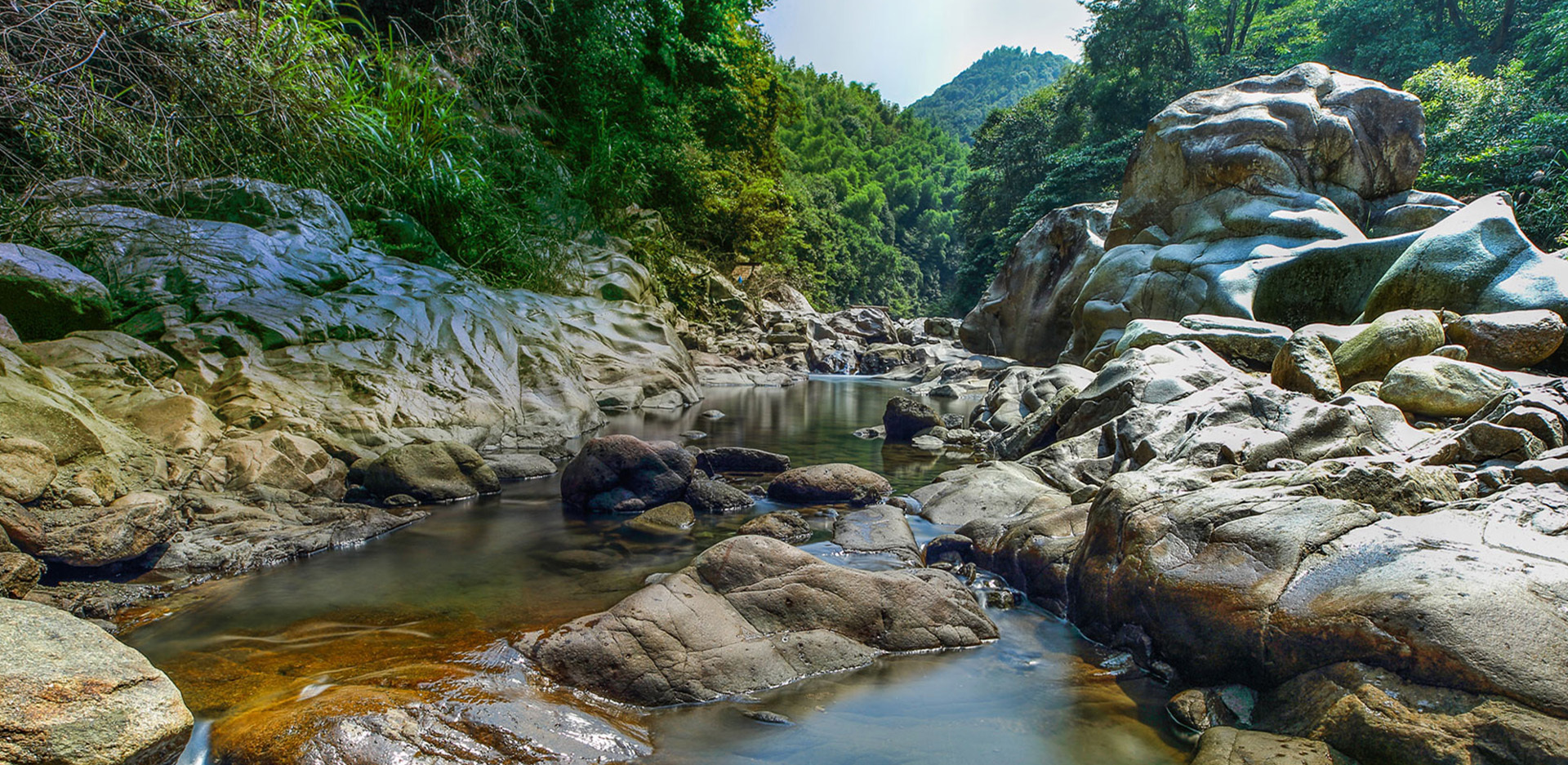 Jiangxi Jiu Waterfall Gorge Scenic Area