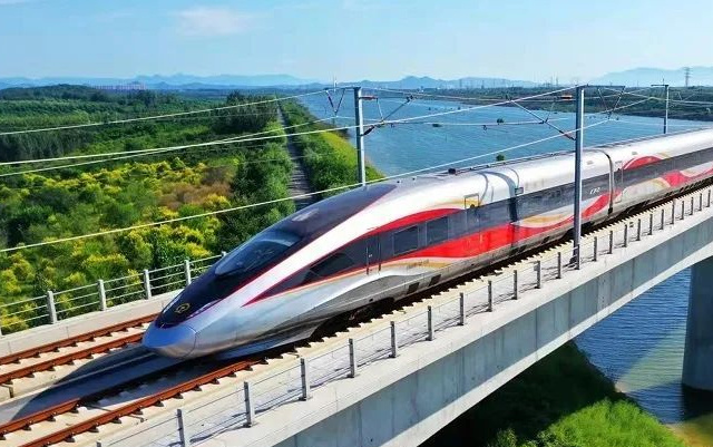 两会加速中国高铁项目发展 机械工业机遇来临