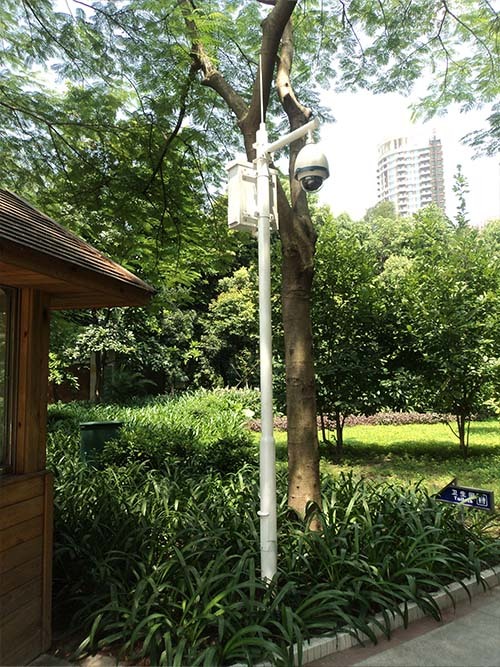 公園監(jiān)控立桿（鍍鋅圓桿）
