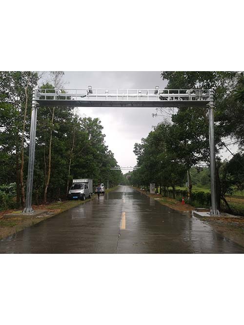 大路口交通龍門架