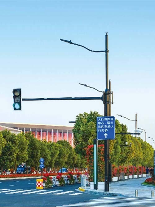 高速公路智慧燈桿