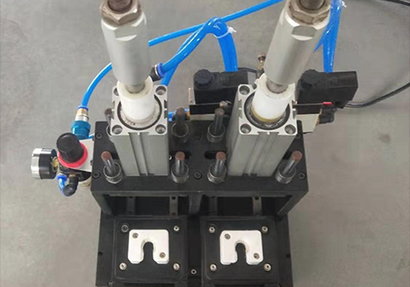 耳機保壓治具