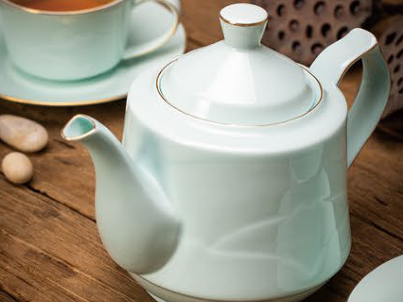 青瓷茶具的特點