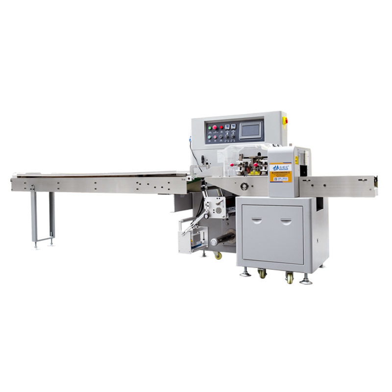 Packaging machine for daily necessities