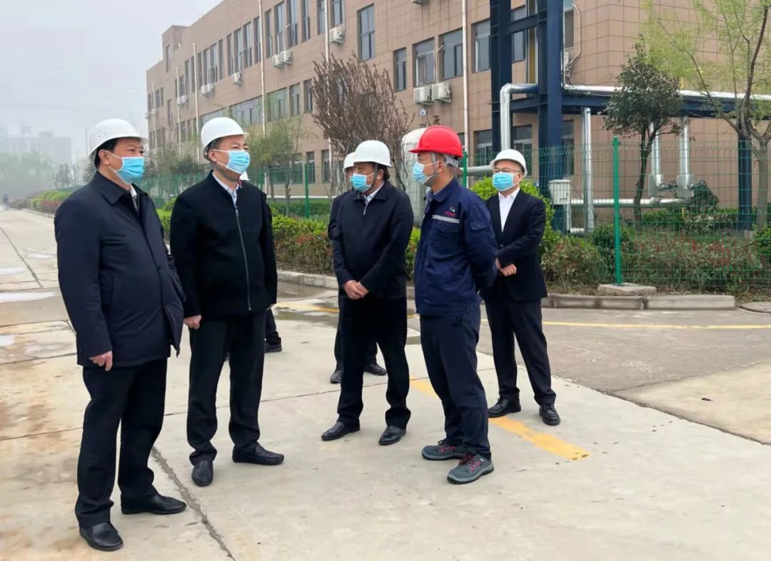 Yang Qingjiu, Secretary of the Municipal Party Committee, came to our company for investigation and guidance