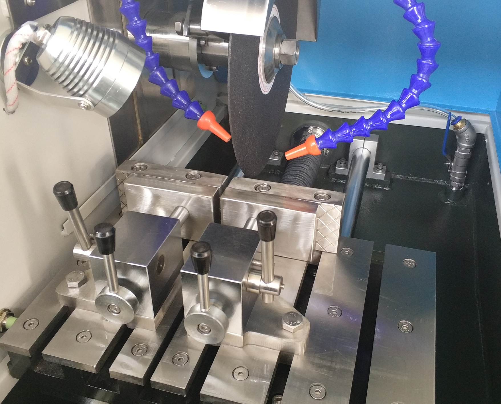QGZ-90 Automatic Metallographic Sample Cutting Machine