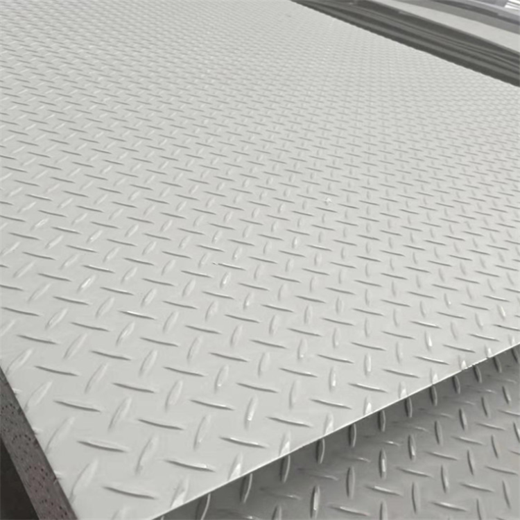 Hot Sale Good Supplier SGH340 SGH400 Hot Dip Galvanized Steel Checkered Plate