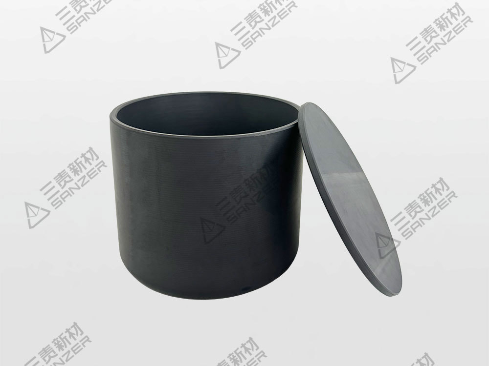 Silicon carbide round crucible