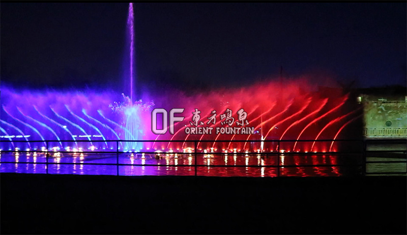 濮陽市綠色莊園大型音樂噴泉秀試運行