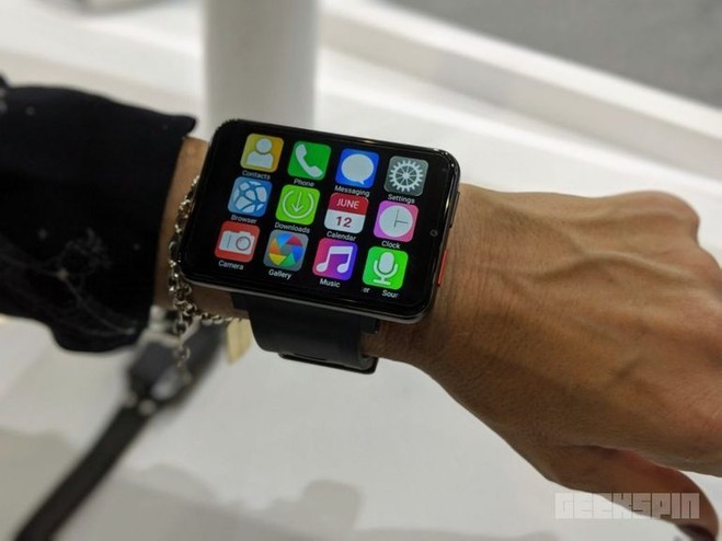 This smartwatch is literally a smartphone on your wrist Shenzhen