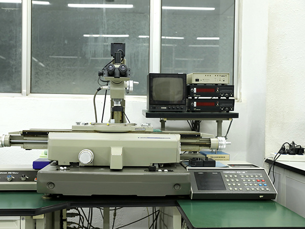 Tool microscope1
