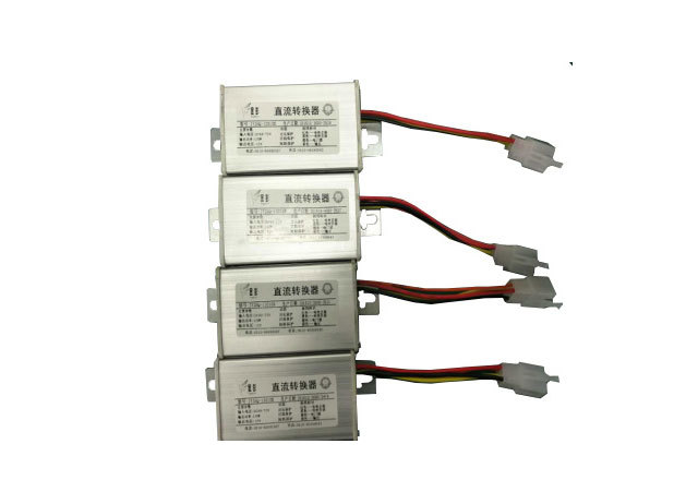 轉(zhuǎn)換器輸出12V10A