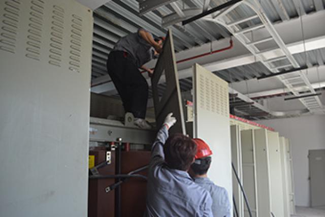 110KVA高電壓配電柜安裝