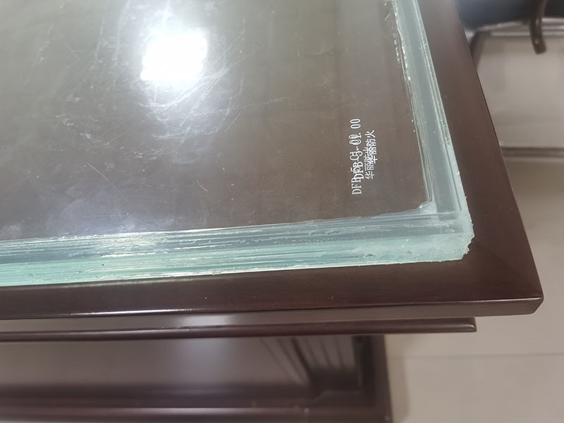 A類(lèi)隔熱防火玻璃
