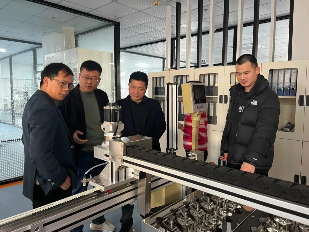 Mr. Li Qibing, Special Commissioner of Science and Technology, Visited the Company to Carry out Scientific and Technological Services