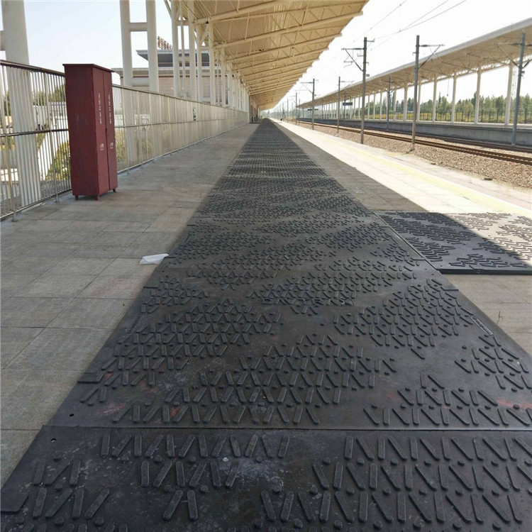 Heavy Duty Roadway Panels for Temporary Access and Ground Protection