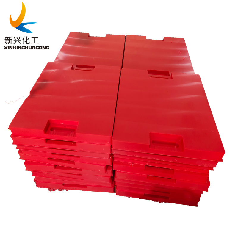 Durable antislip crane stabliser pads with rope and handle