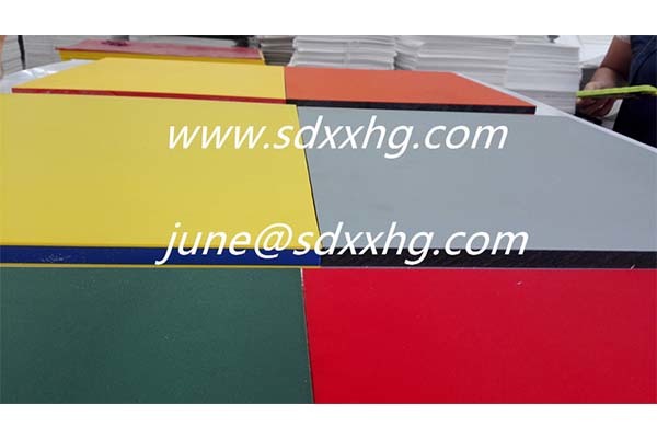 Textured HDPE sheet with layers