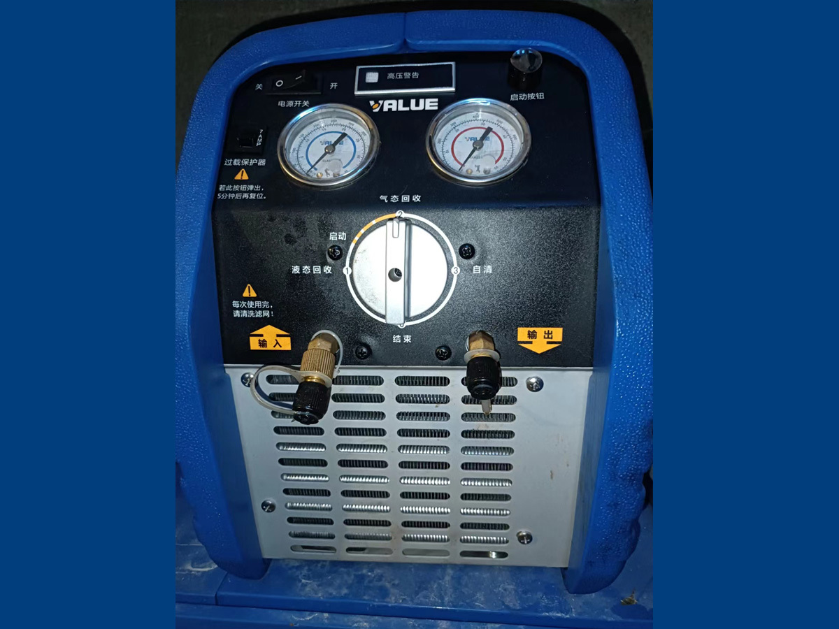 大型油煙機清洗機2