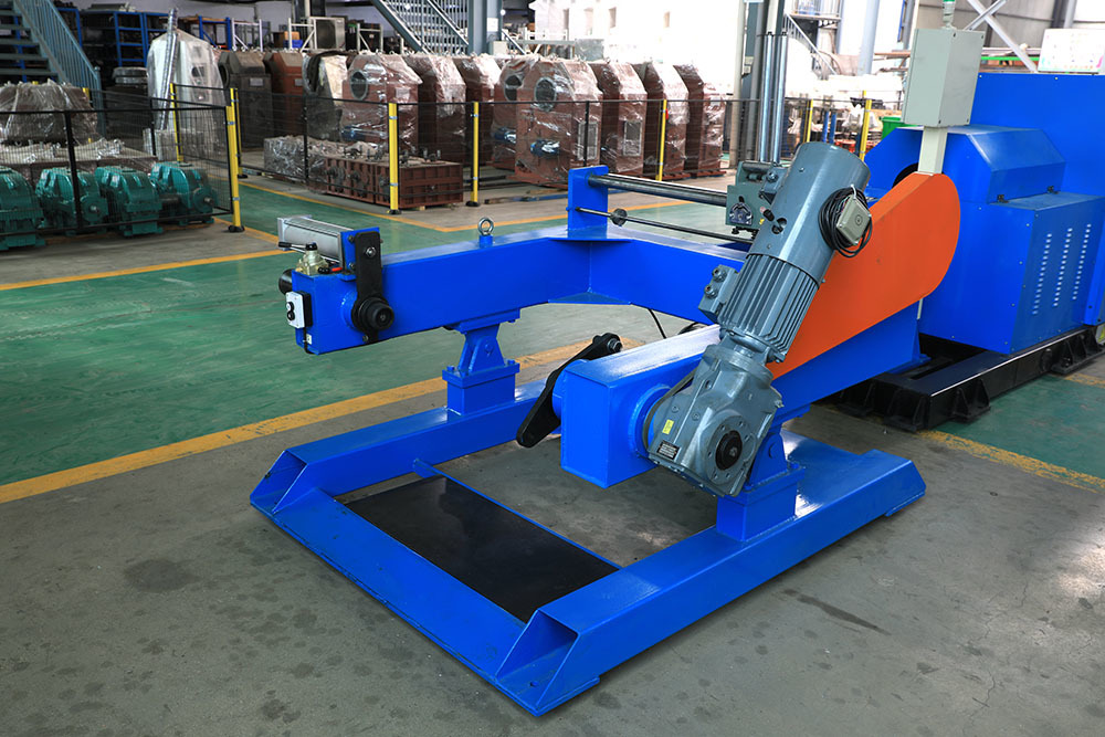 End shaft type I-type wire take-up machine