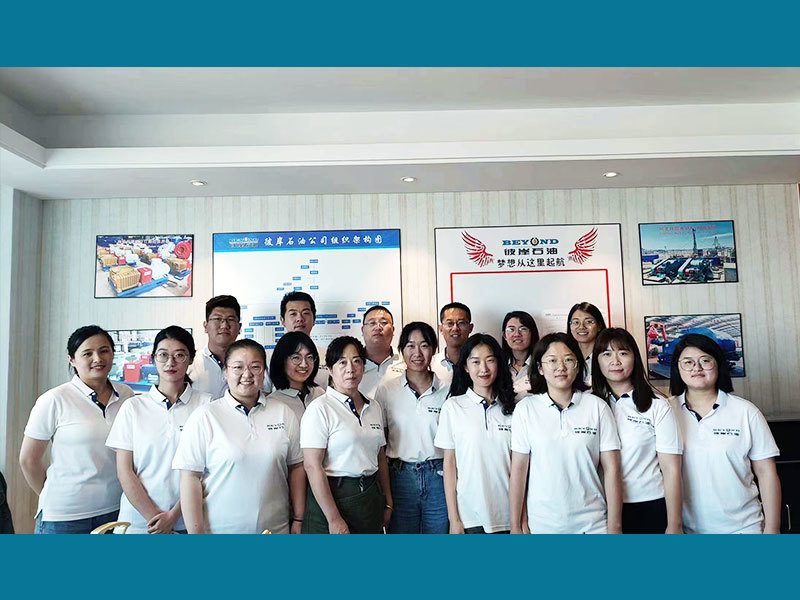 Group photo of Weifang office