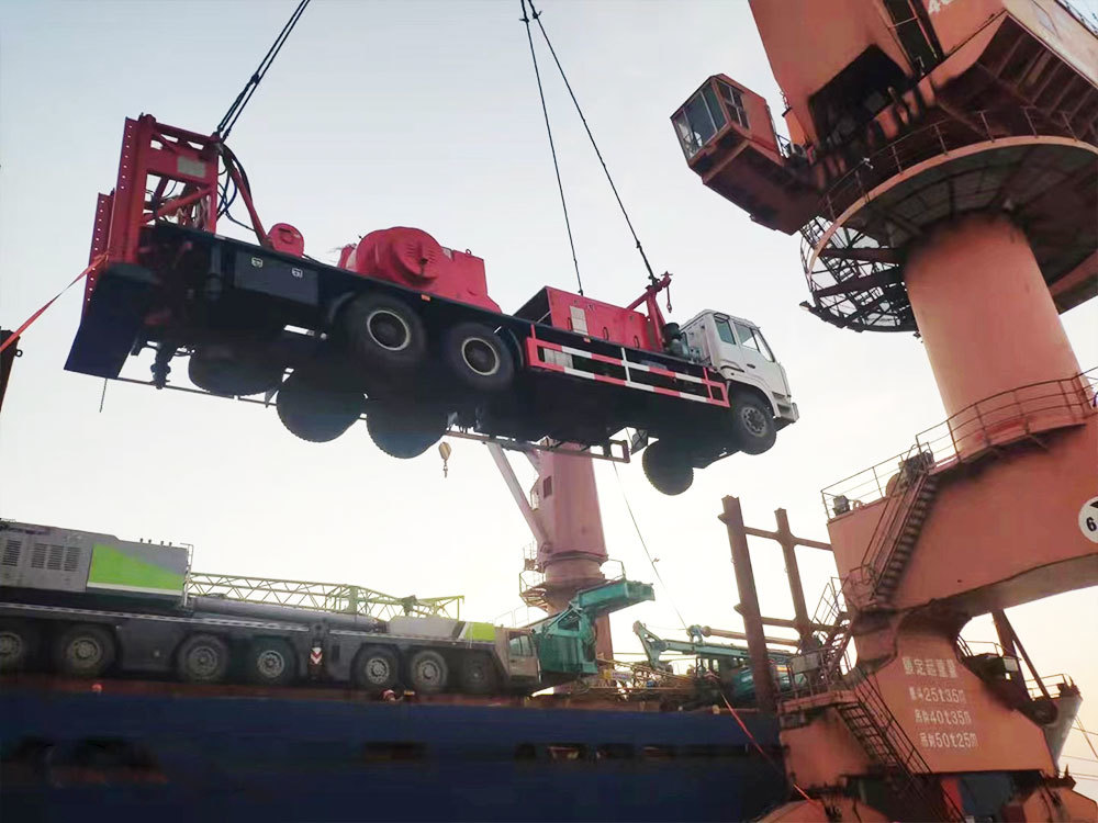 XJ - 350 lifting Machine loaded in Shanghai Port