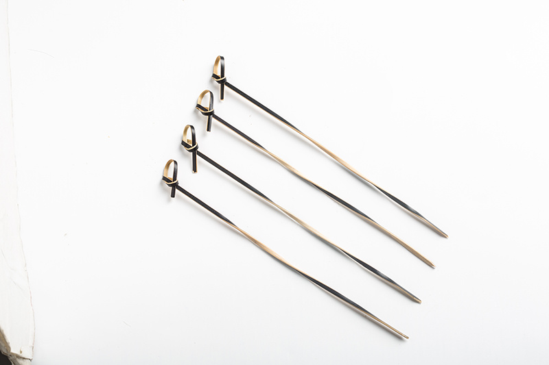 1 ITEM NO.NTP150G NAME GREEN KNOTTED  PICKS  SIZE 150MM