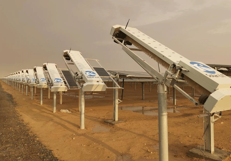 Full automatic cleaning system for tracking support PV modules of large ground power stations in the overseas Middle East region