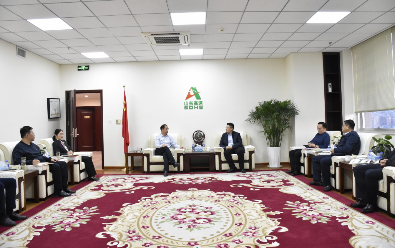 李振方董事长会见中国农业发展银行山东省分行党委委员、营业部总经理孙晓东一行