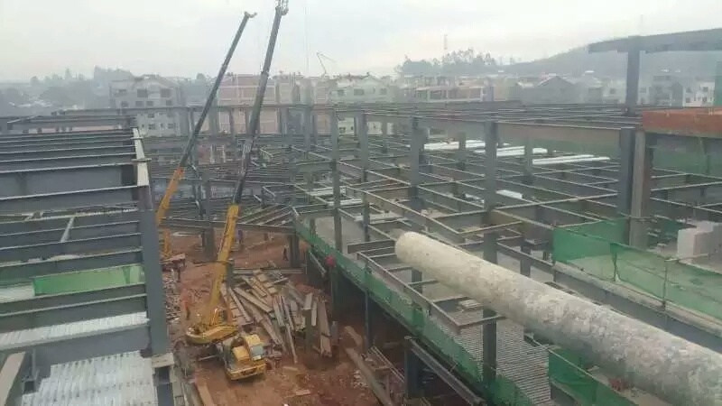 楚雄市滇中大商汇三期家居建材市场钢结构工程