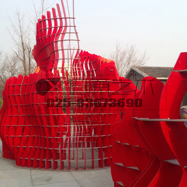 南京理工大学公共艺术《如火青春》