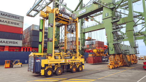 Antwerp Terminal Services (ATS) and CMB.TECH Launch World’s First Hydrogen Dual Fuel Straddle Carrier