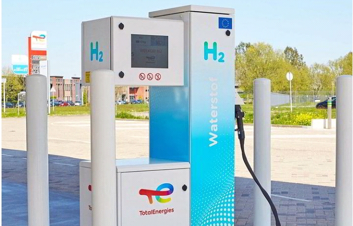 Total and Air Liquide launch hydrogen mobility joint venture with plans to build 100 filling stations in Europe