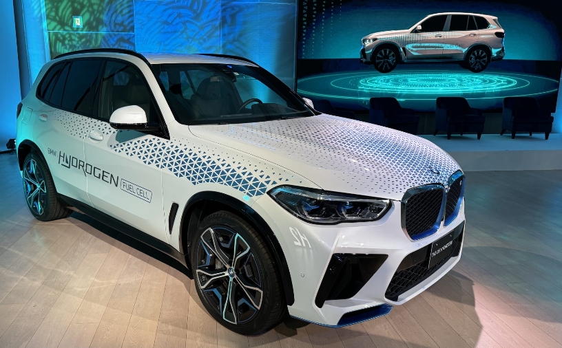 BMW will launch hydrogen cars by 2030 – but warns UK is lagging behind