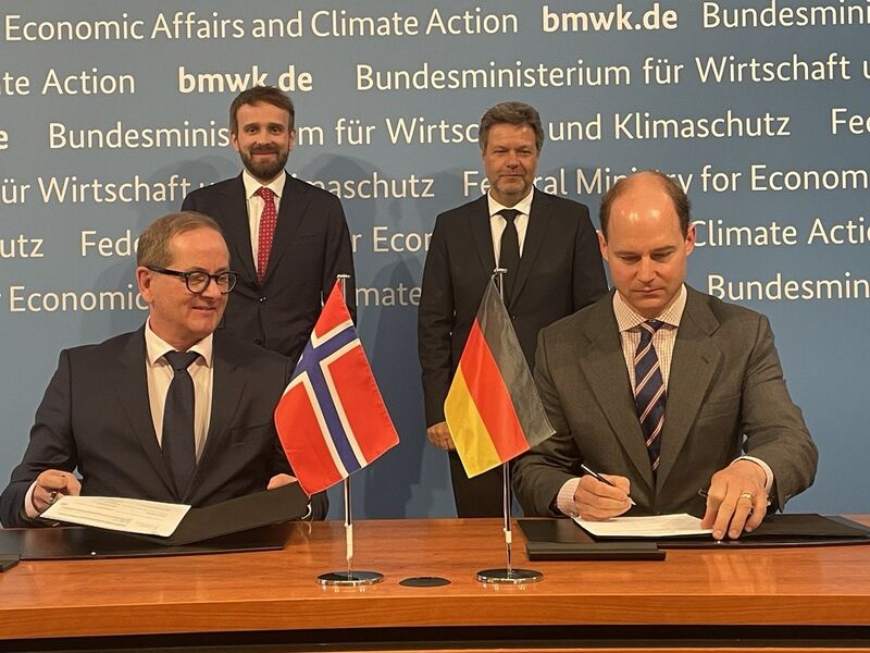 Aker Horizons and VNG Sign Letter of Intent to Supply Green Ammonia From Norway to Germany