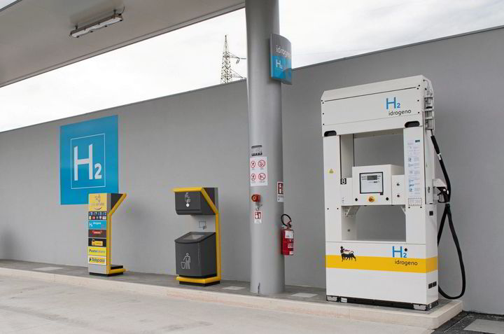 Italian government lines up more than €100m of funding for 36 new hydrogen fuelling stations across country