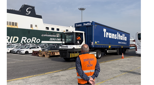 Valenciaport Becomes the First Port in the World to Operate Hydrogen-Powered 4×4 Trucks at Its Terminals